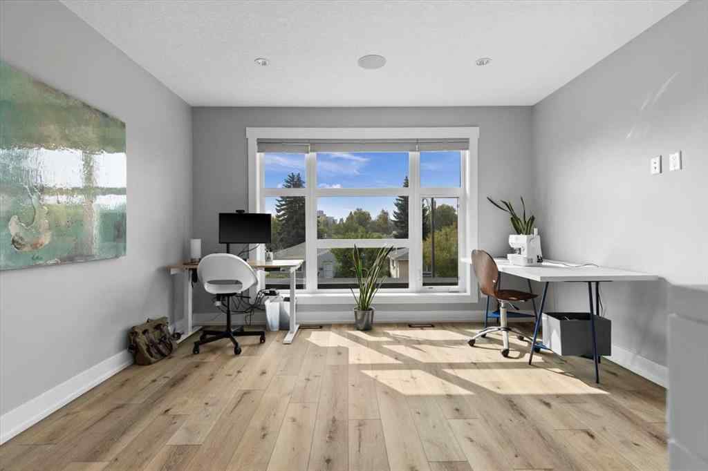 MLS® A2253770 - 2316 22 Street NW in Banff Trail Calgary, Residential
