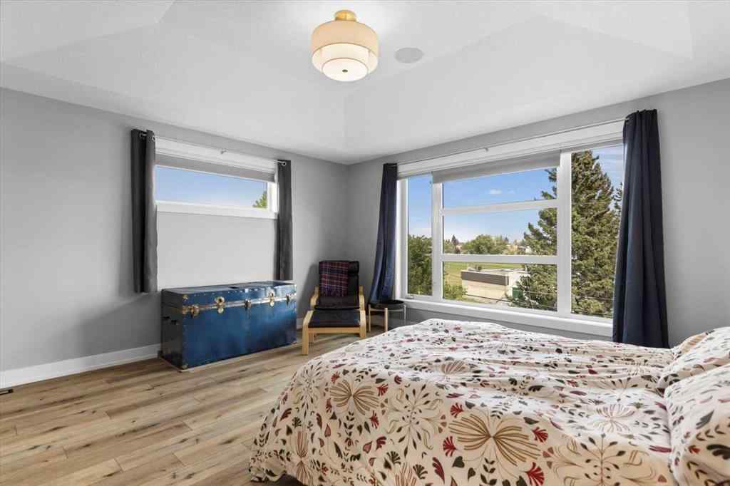 MLS® A2253770 - 2316 22 Street NW in Banff Trail Calgary, Residential