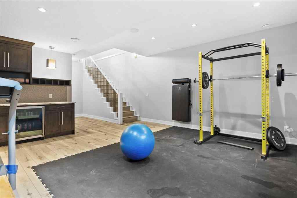 MLS® A2253770 - 2316 22 Street NW in Banff Trail Calgary, Residential