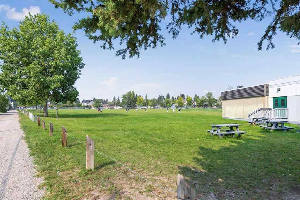 MLS® A2253770 - 2316 22 Street NW in Banff Trail Calgary, Residential