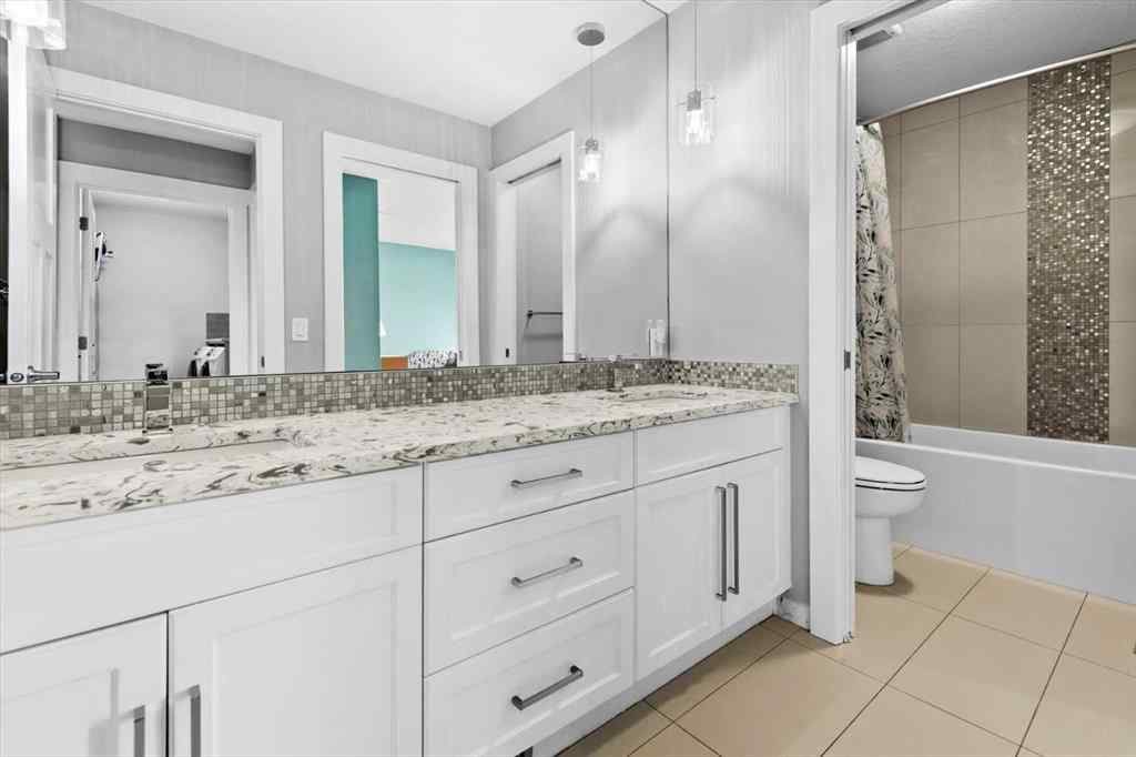 MLS® A2253770 - 2316 22 Street NW in Banff Trail Calgary, Residential