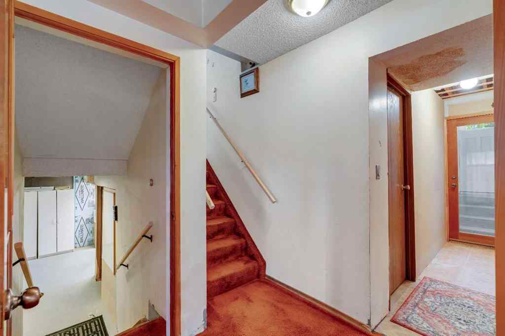 MLS® A2253782 - 4623 31 Avenue NE in Rundle Calgary, Residential