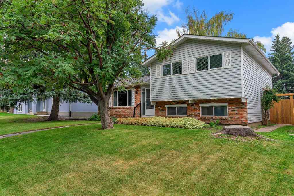 MLS® A2253782 - 4623 31 Avenue NE in Rundle Calgary, Residential