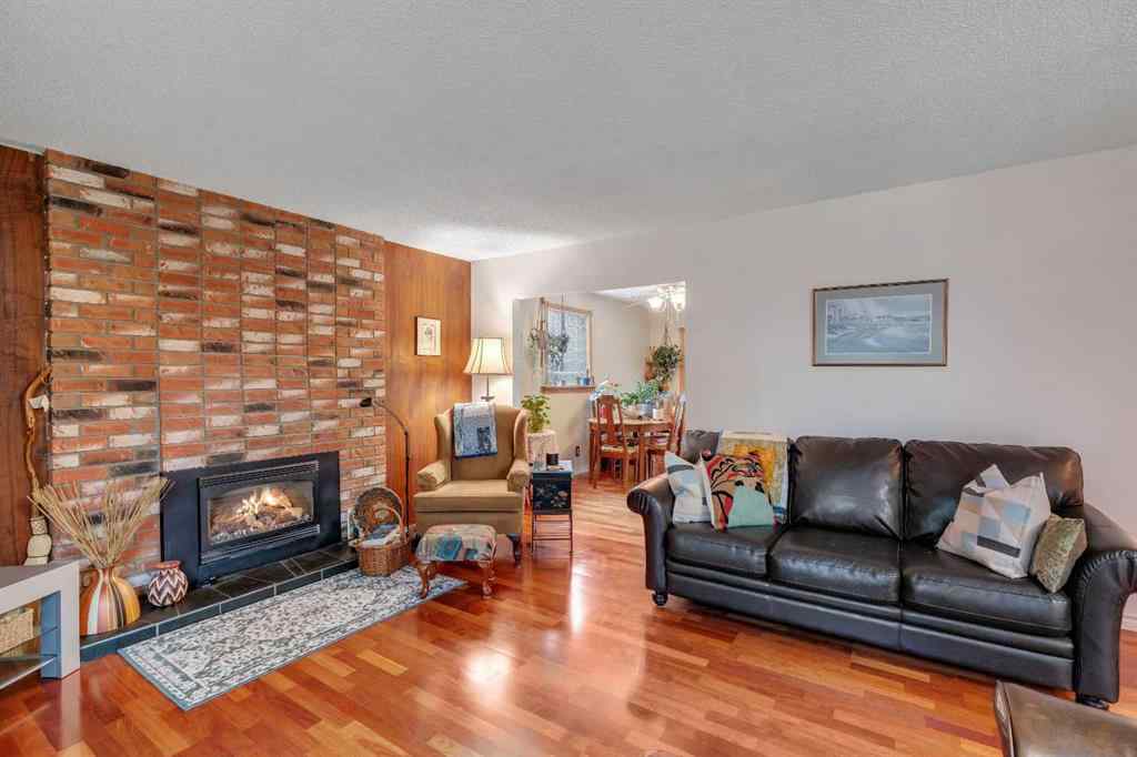 MLS® A2253782 - 4623 31 Avenue NE in Rundle Calgary, Residential