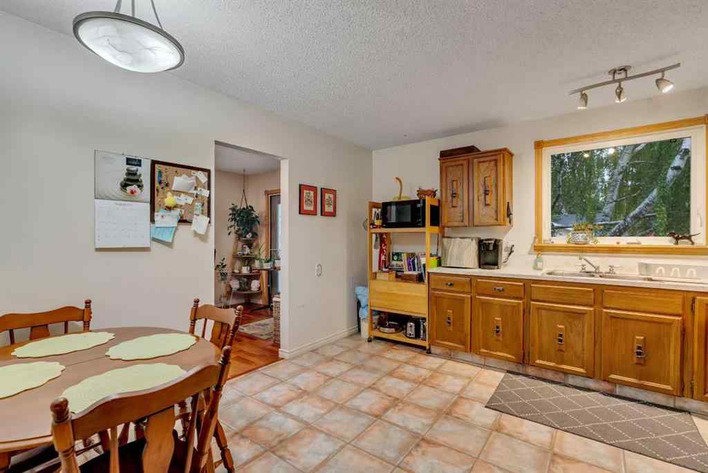 MLS® A2253782 - 4623 31 Avenue NE in Rundle Calgary, Residential