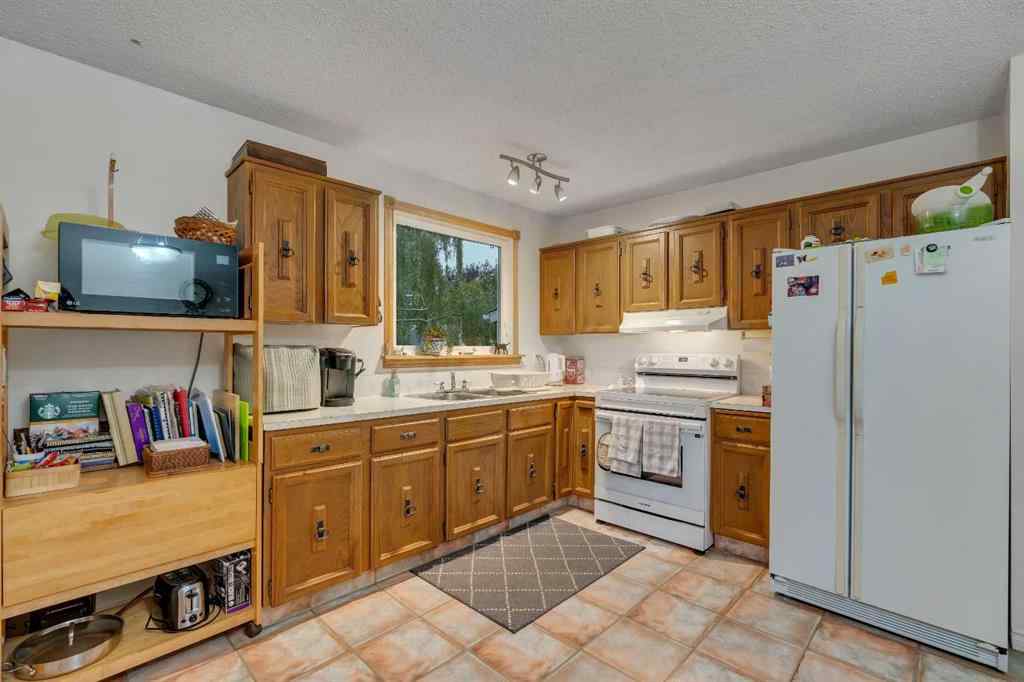 MLS® A2253782 - 4623 31 Avenue NE in Rundle Calgary, Residential