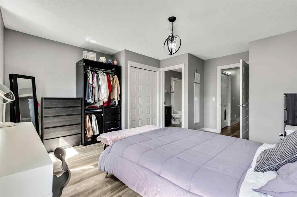 MLS® A2253785 - 220 Mckenzie Towne Close SE in McKenzie Towne Calgary, Residential