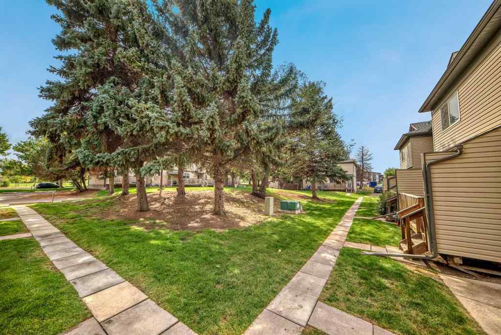 MLS® A2253789 - Unit #12 275 Columbia Boulevard W in Varsity Village Lethbridge, Residential