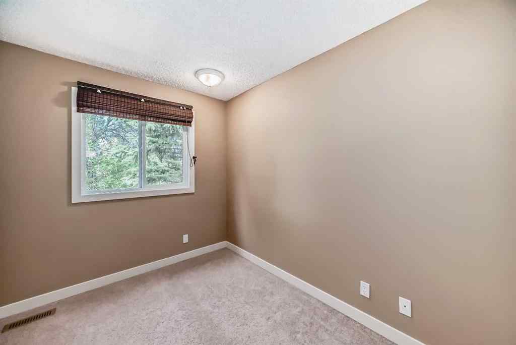 MLS® A2253789 - Unit #12 275 Columbia Boulevard W in Varsity Village Lethbridge, Residential