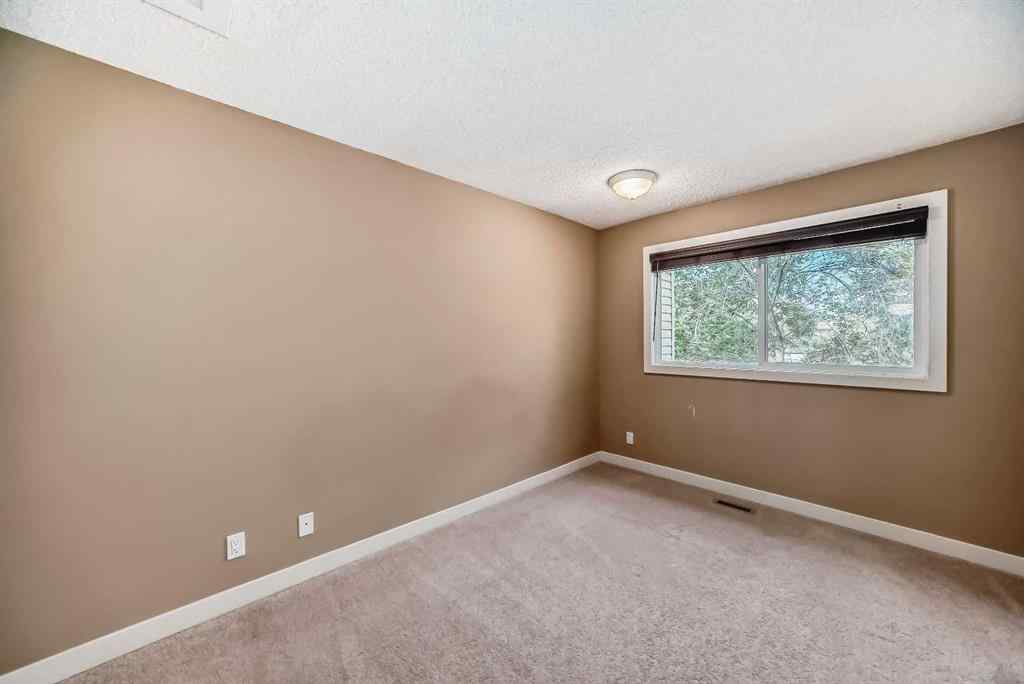 MLS® A2253789 - Unit #12 275 Columbia Boulevard W in Varsity Village Lethbridge, Residential