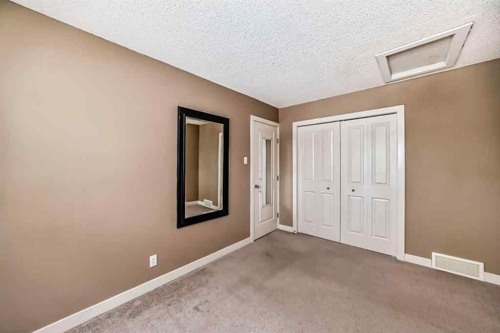 MLS® A2253789 - Unit #12 275 Columbia Boulevard W in Varsity Village Lethbridge, Residential