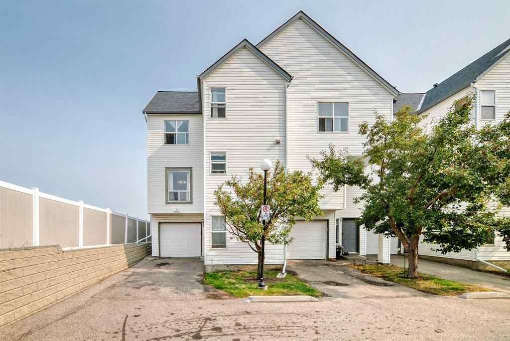 MLS® A2253791 - Unit #28 200 Hidden Hills Terrace NW in Hidden Valley Calgary, Residential