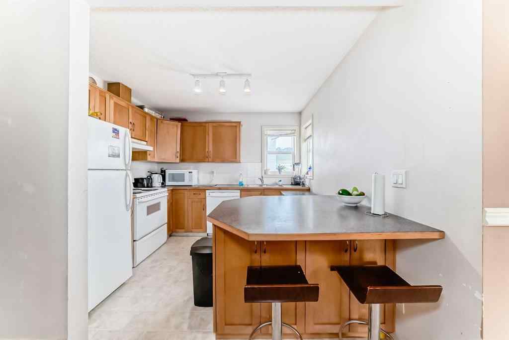MLS® A2253791 - Unit #28 200 Hidden Hills Terrace NW in Hidden Valley Calgary, Residential