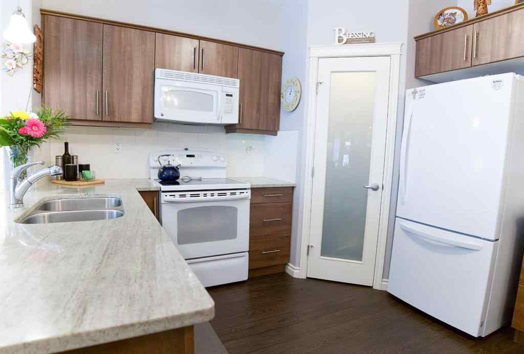 MLS® A2253792 - Unit ##123 6 Michener Boulevard  in Michener Hill Red Deer, Residential