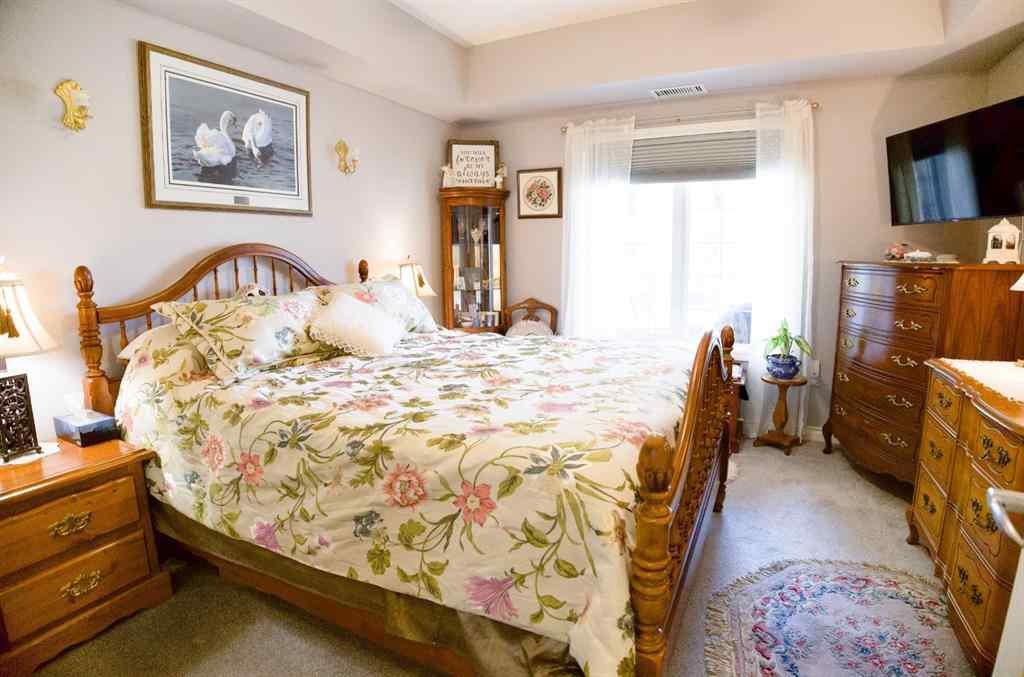 MLS® A2253792 - Unit ##123 6 Michener Boulevard  in Michener Hill Red Deer, Residential