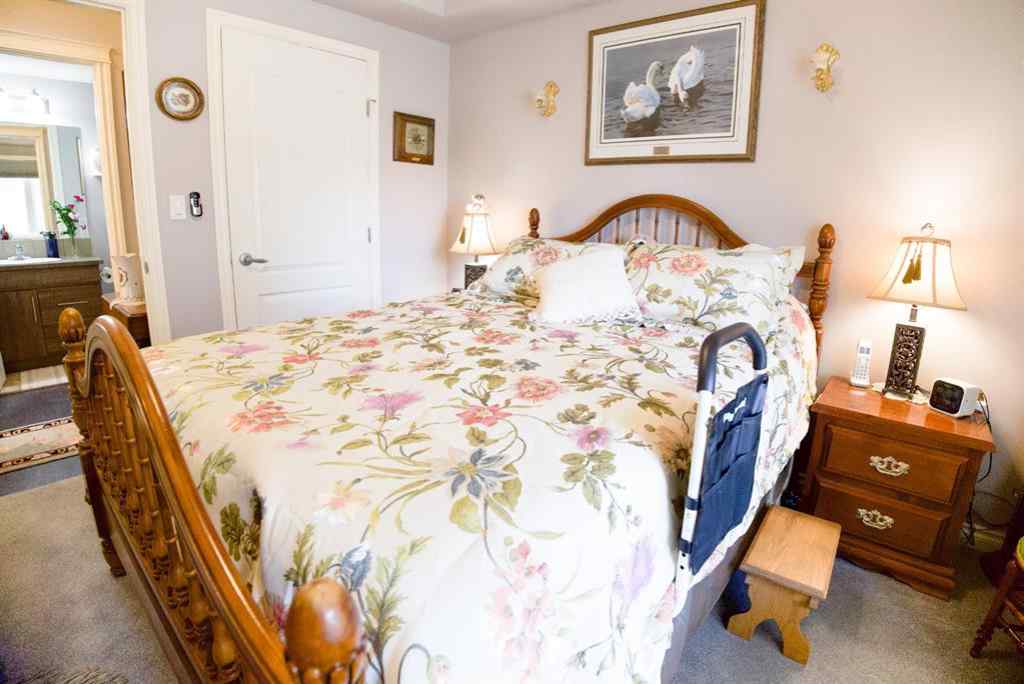 MLS® A2253792 - Unit ##123 6 Michener Boulevard  in Michener Hill Red Deer, Residential