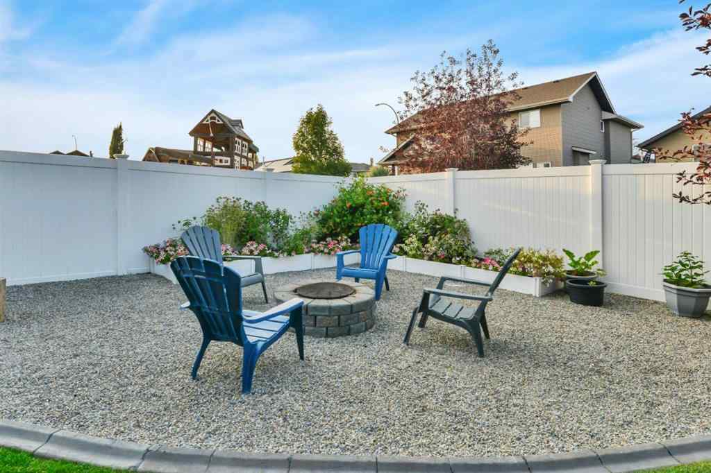 MLS® A2253793 - 34 Leaside Crescent  in Lakeway Landing Sylvan Lake, Residential