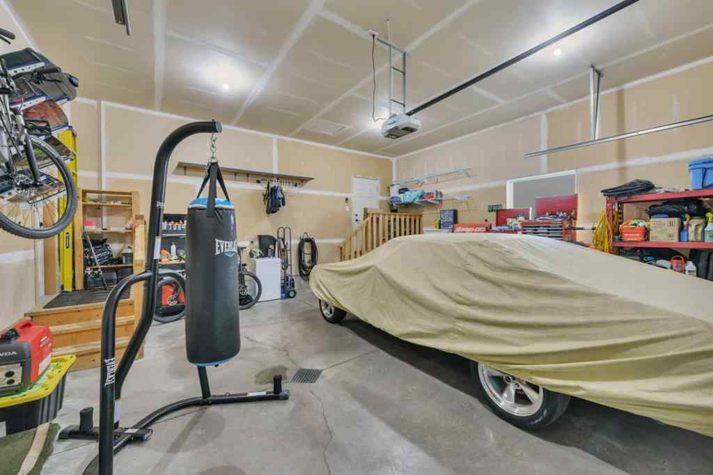MLS® A2253793 - 34 Leaside Crescent  in Lakeway Landing Sylvan Lake, Residential