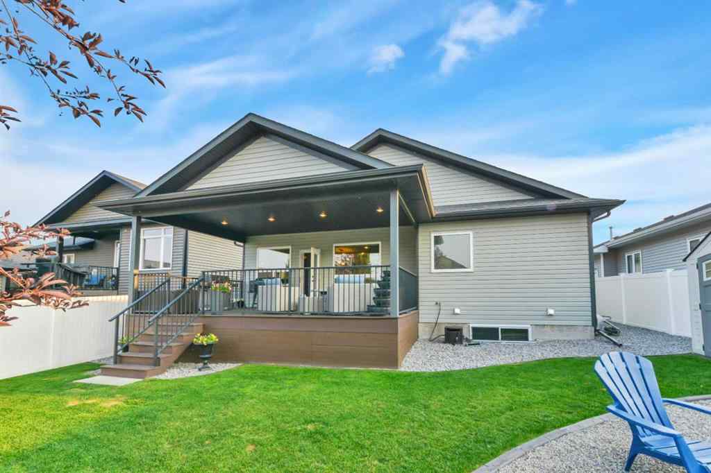 MLS® A2253793 - 34 Leaside Crescent  in Lakeway Landing Sylvan Lake, Residential