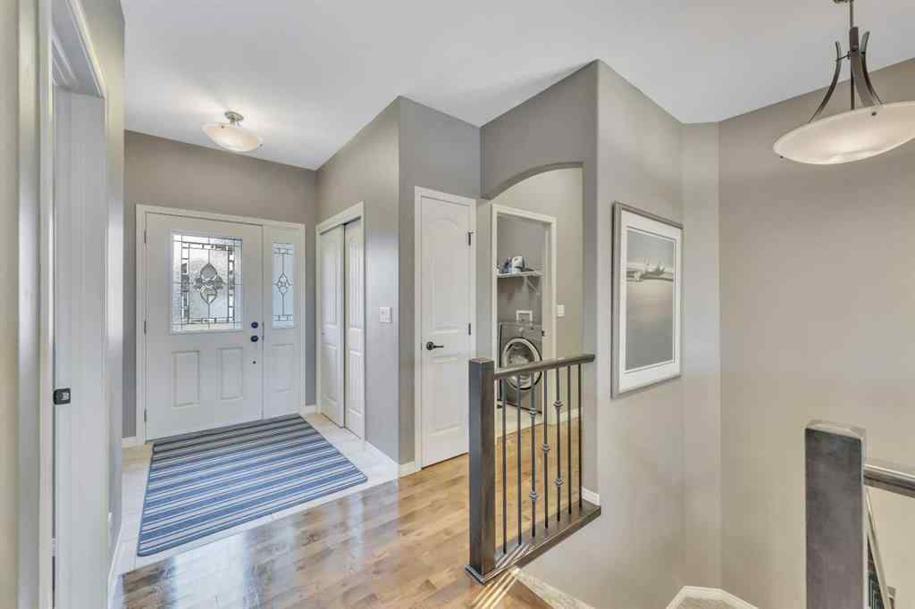 MLS® A2253793 - 34 Leaside Crescent  in Lakeway Landing Sylvan Lake, Residential