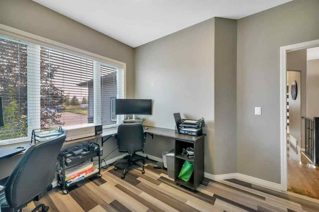 MLS® A2253793 - 34 Leaside Crescent  in Lakeway Landing Sylvan Lake, Residential
