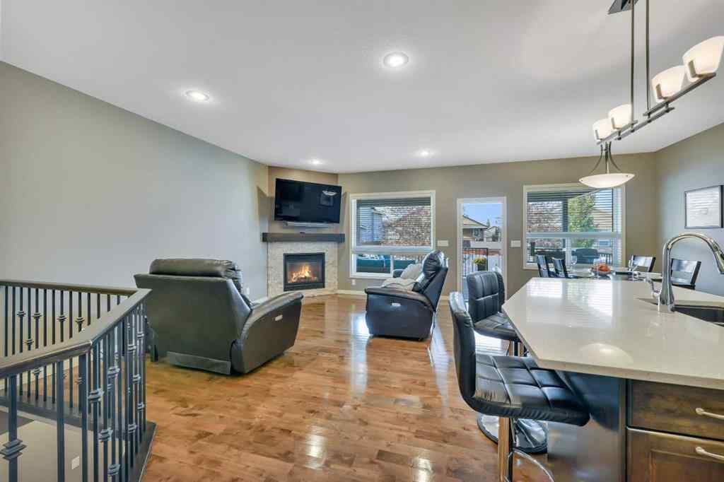 MLS® A2253793 - 34 Leaside Crescent  in Lakeway Landing Sylvan Lake, Residential