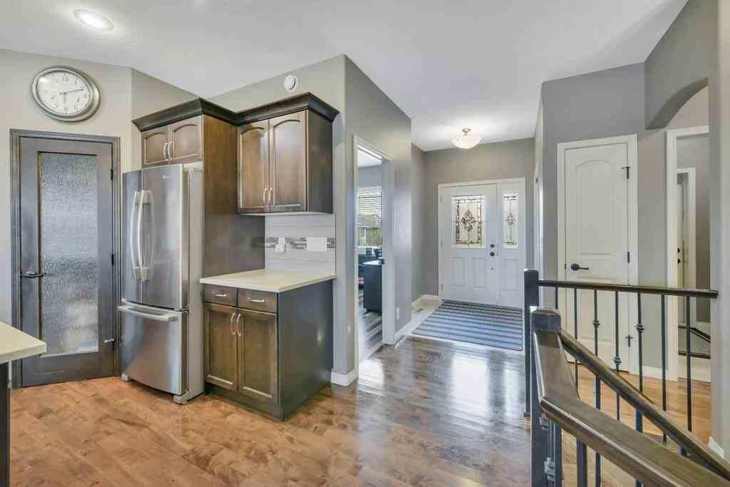 MLS® A2253793 - 34 Leaside Crescent  in Lakeway Landing Sylvan Lake, Residential