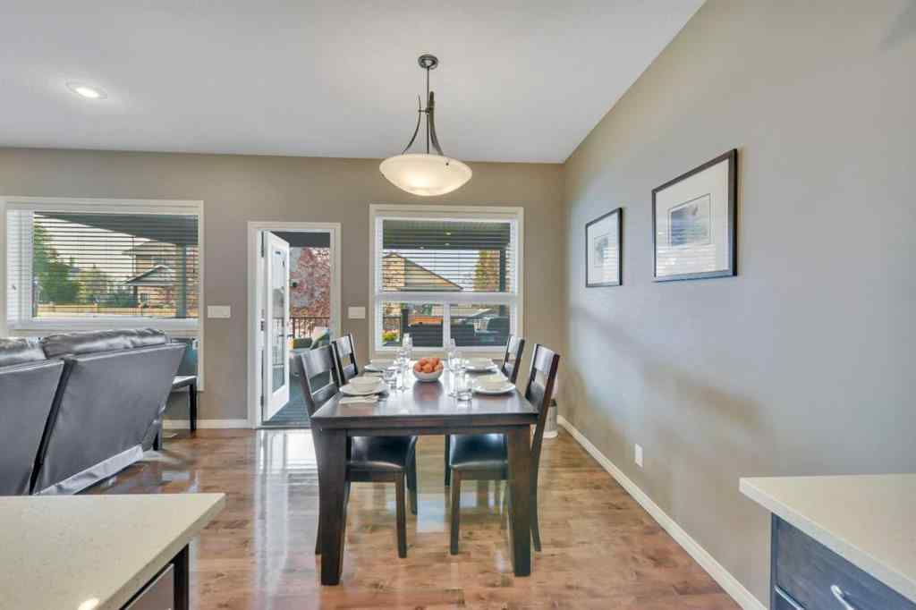 MLS® A2253793 - 34 Leaside Crescent  in Lakeway Landing Sylvan Lake, Residential