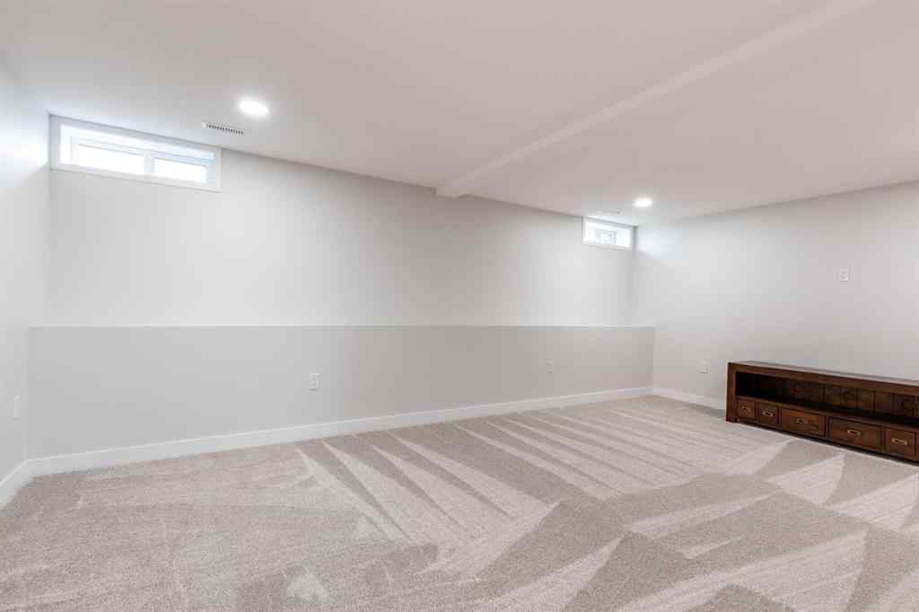 MLS® A2253794 - 227 12 Street SE in SE Hill Medicine Hat, Residential