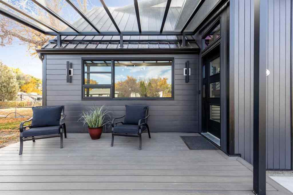MLS® A2253794 - 227 12 Street SE in SE Hill Medicine Hat, Residential