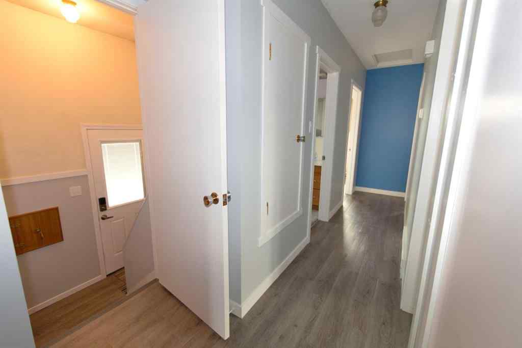 MLS® A2253799 - 1955 20 Street SE in Crestwood-Norwood Medicine Hat, Residential