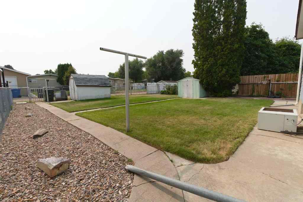 MLS® A2253799 - 1955 20 Street SE in Crestwood-Norwood Medicine Hat, Residential