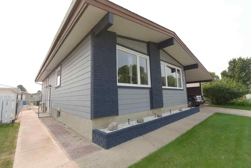 MLS® A2253799 - 1955 20 Street SE in Crestwood-Norwood Medicine Hat, Residential