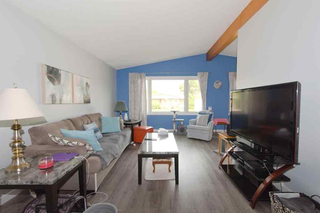 MLS® A2253799 - 1955 20 Street SE in Crestwood-Norwood Medicine Hat, Residential
