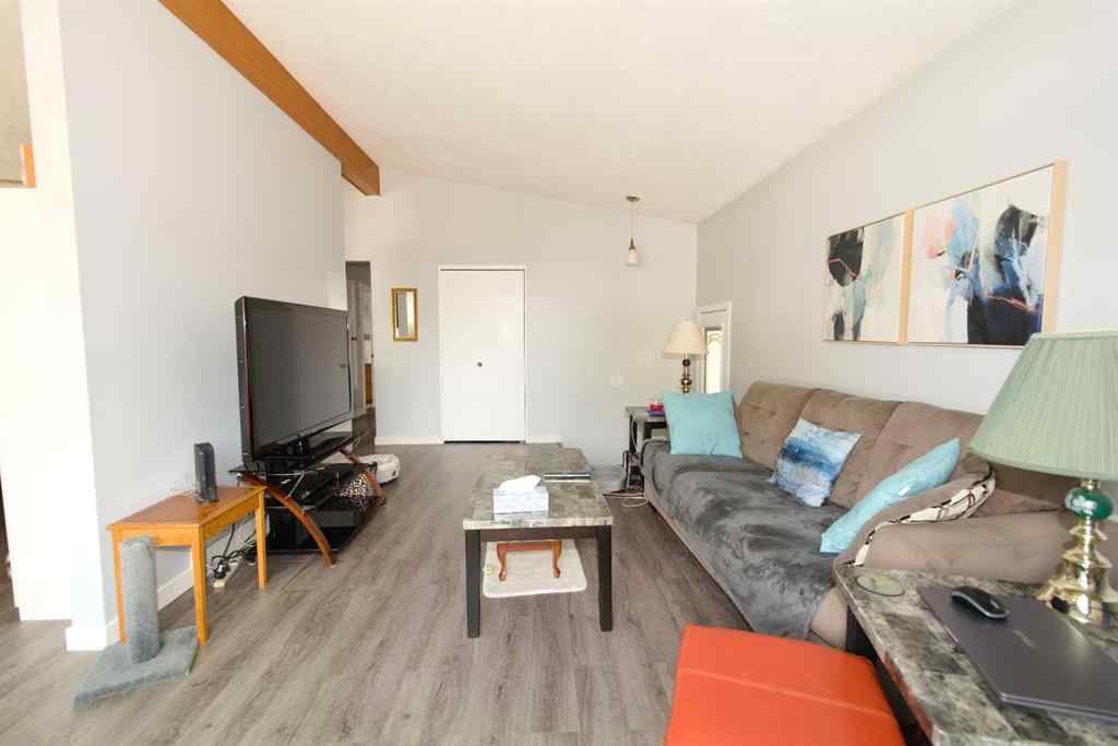 MLS® A2253799 - 1955 20 Street SE in Crestwood-Norwood Medicine Hat, Residential