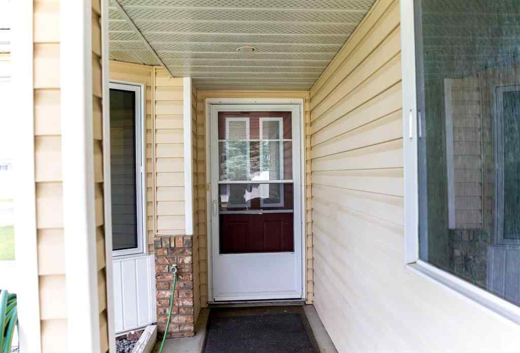 MLS® A2253802 - 43 Ellis Street N in Eastview Estates Red Deer, Residential