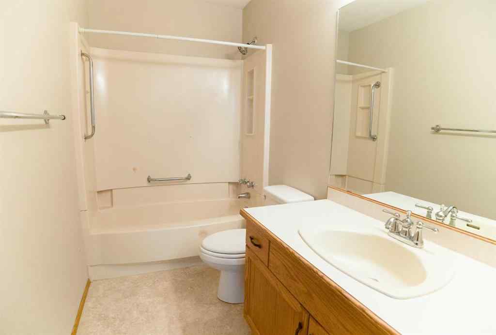 MLS® A2253802 - 43 Ellis Street N in Eastview Estates Red Deer, Residential