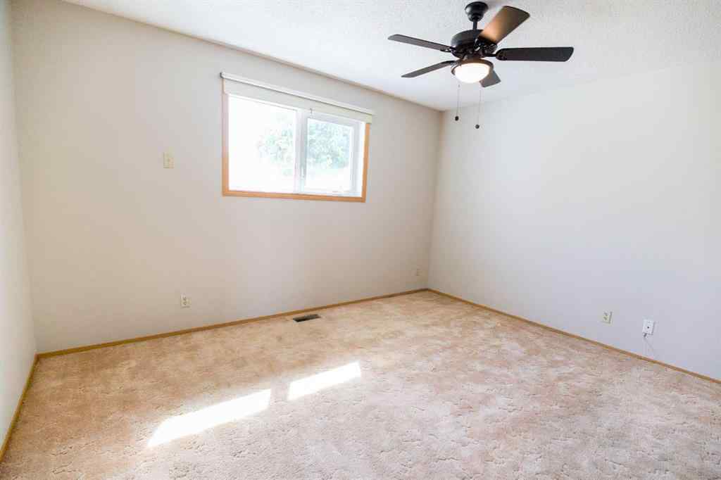 MLS® A2253802 - 43 Ellis Street N in Eastview Estates Red Deer, Residential