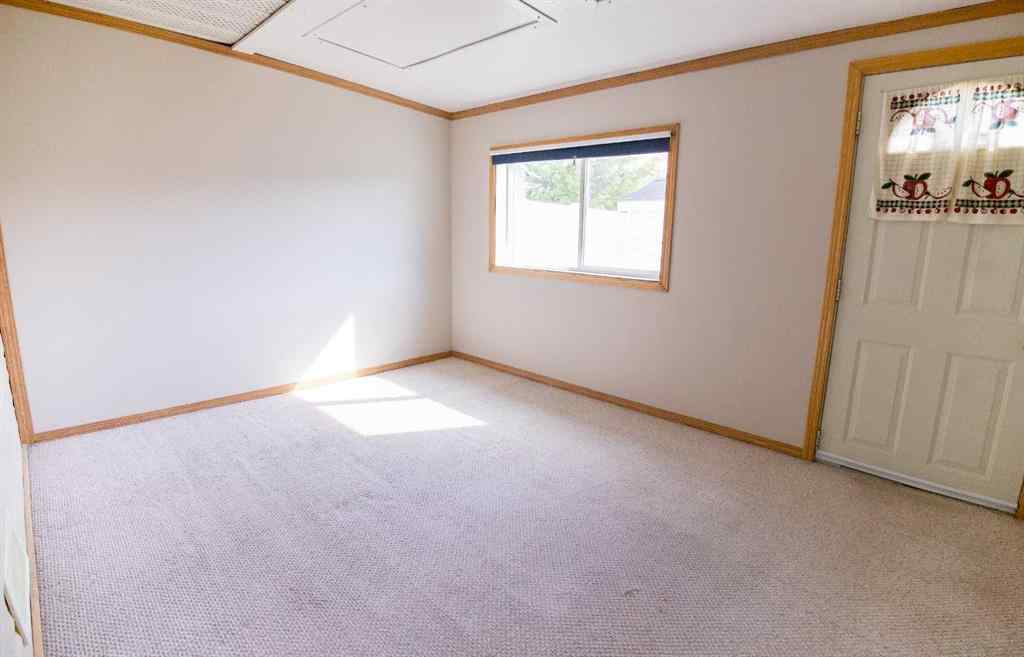 MLS® A2253802 - 43 Ellis Street N in Eastview Estates Red Deer, Residential