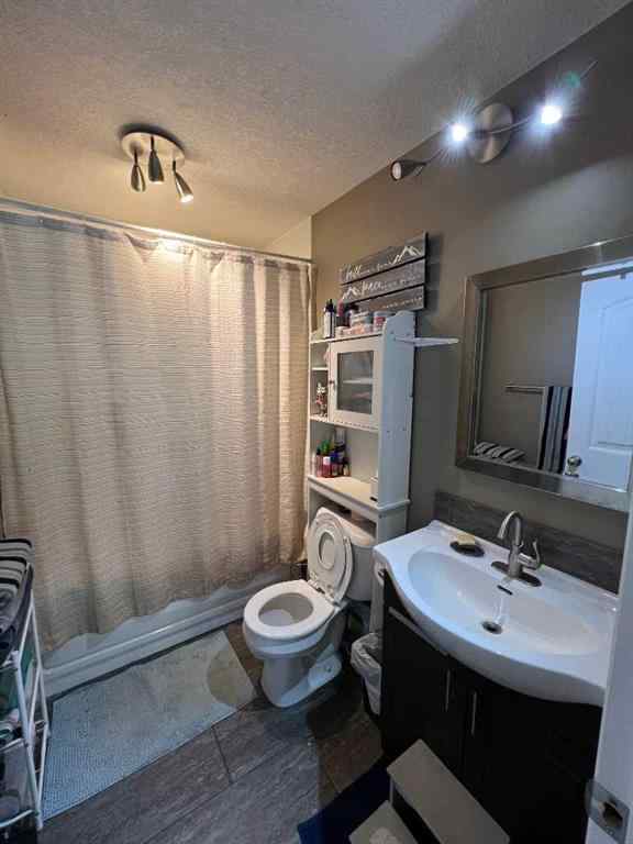 MLS® A2253806 - - NW 32-70-9-W6   in N/A Beaverlodge, Agri-Business