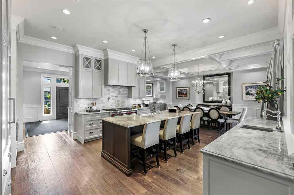 MLS® A2253807 - 420 49 Avenue SW in Elboya Calgary, Residential