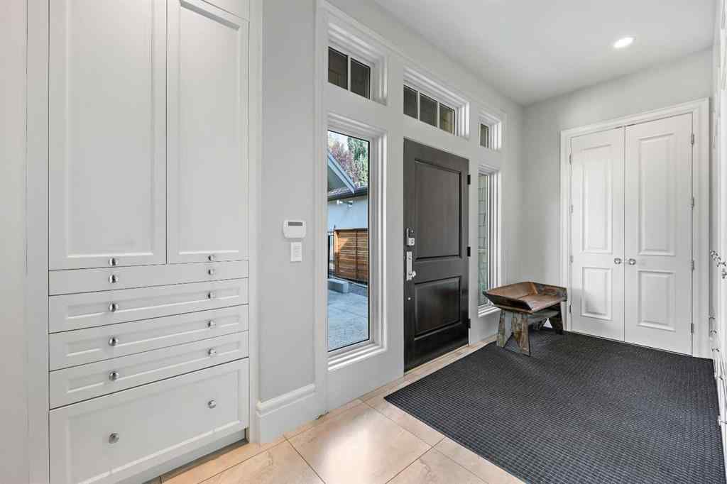 MLS® A2253807 - 420 49 Avenue SW in Elboya Calgary, Residential