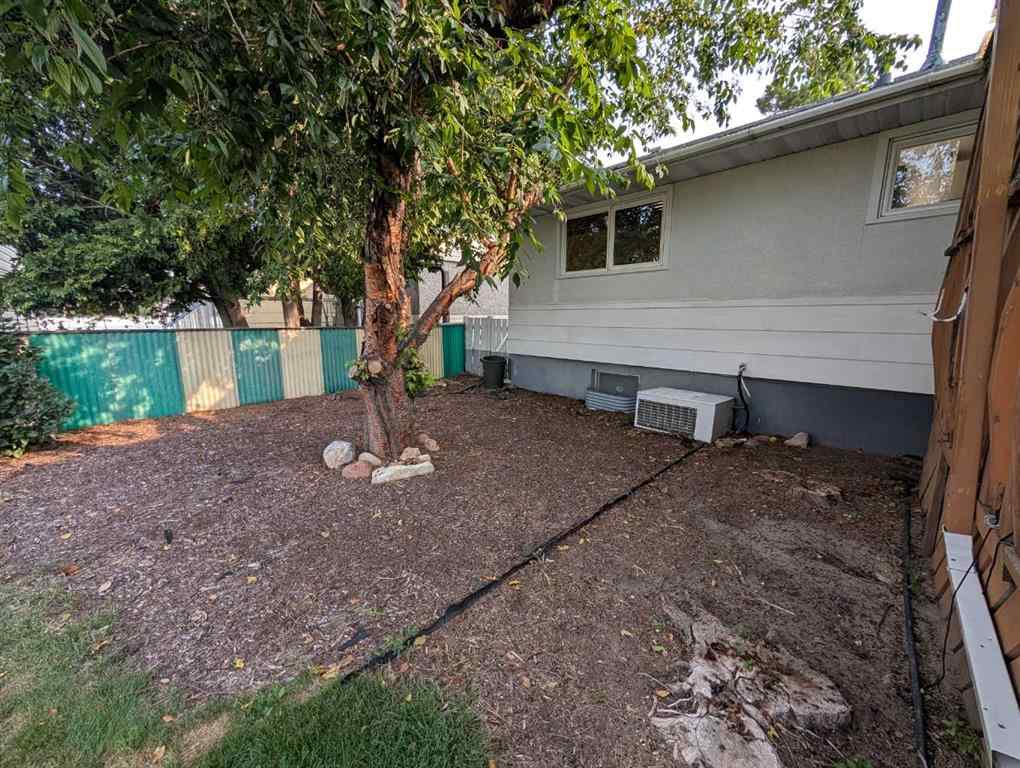 MLS® A2253817 - 2788 Dunmore Road SE in Crestwood-Norwood Medicine Hat, Residential