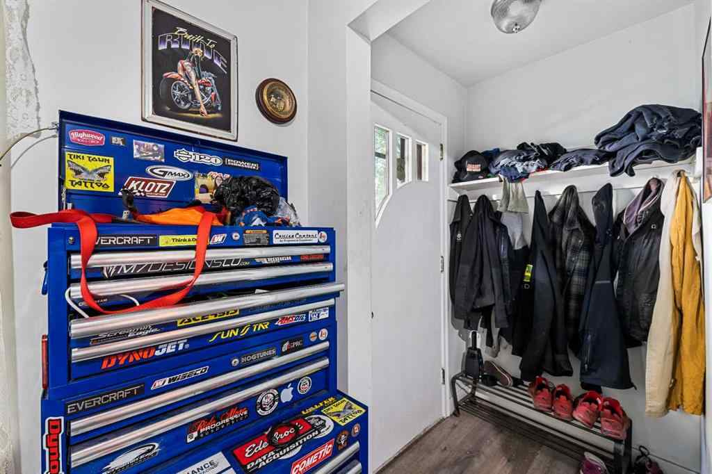 MLS® A2253818 - 427 35 Avenue NW in Highland Park Calgary, Residential