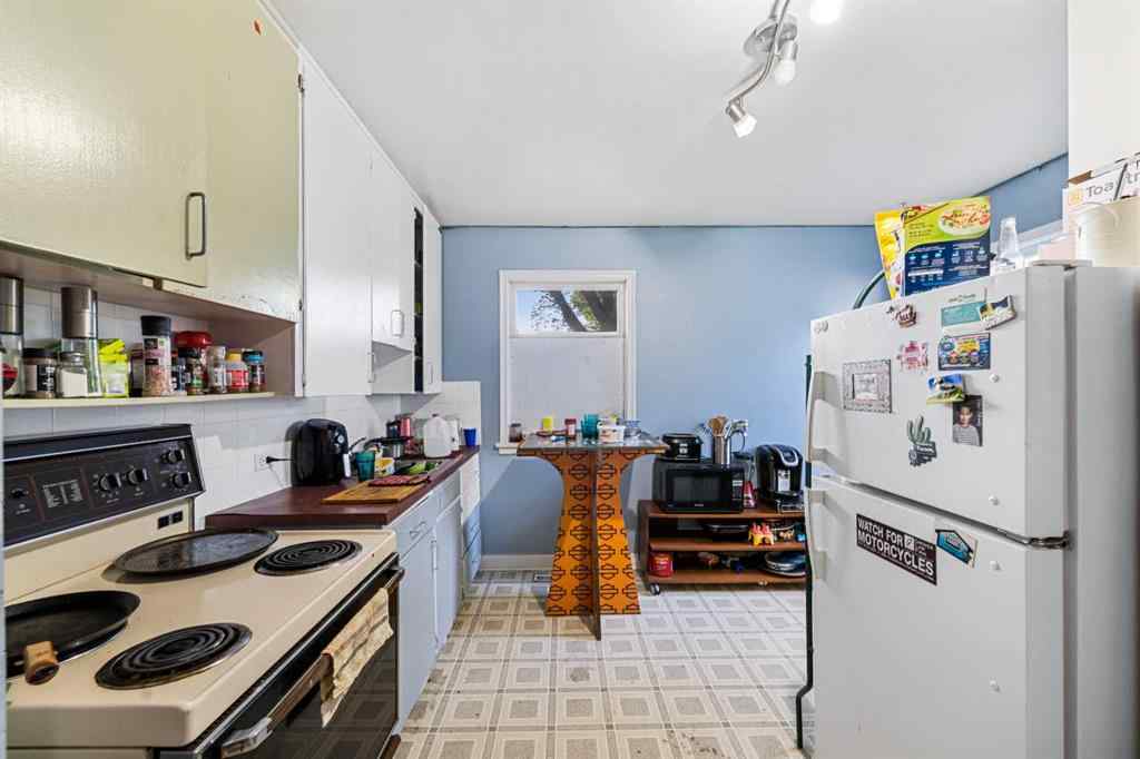 MLS® A2253818 - 427 35 Avenue NW in Highland Park Calgary, Residential