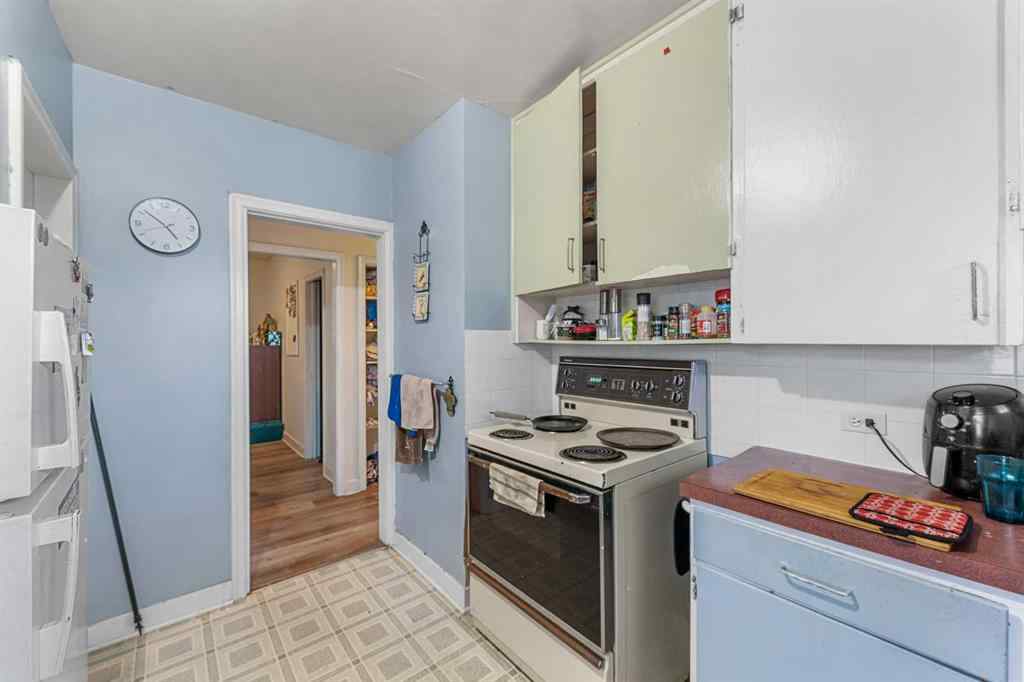 MLS® A2253818 - 427 35 Avenue NW in Highland Park Calgary, Residential