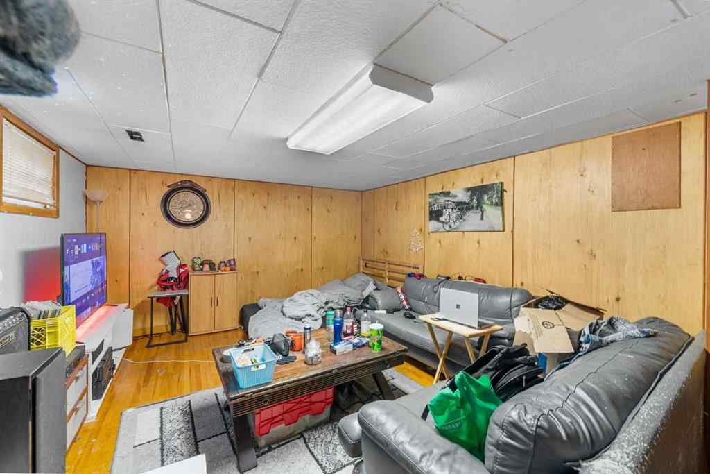 MLS® A2253818 - 427 35 Avenue NW in Highland Park Calgary, Residential