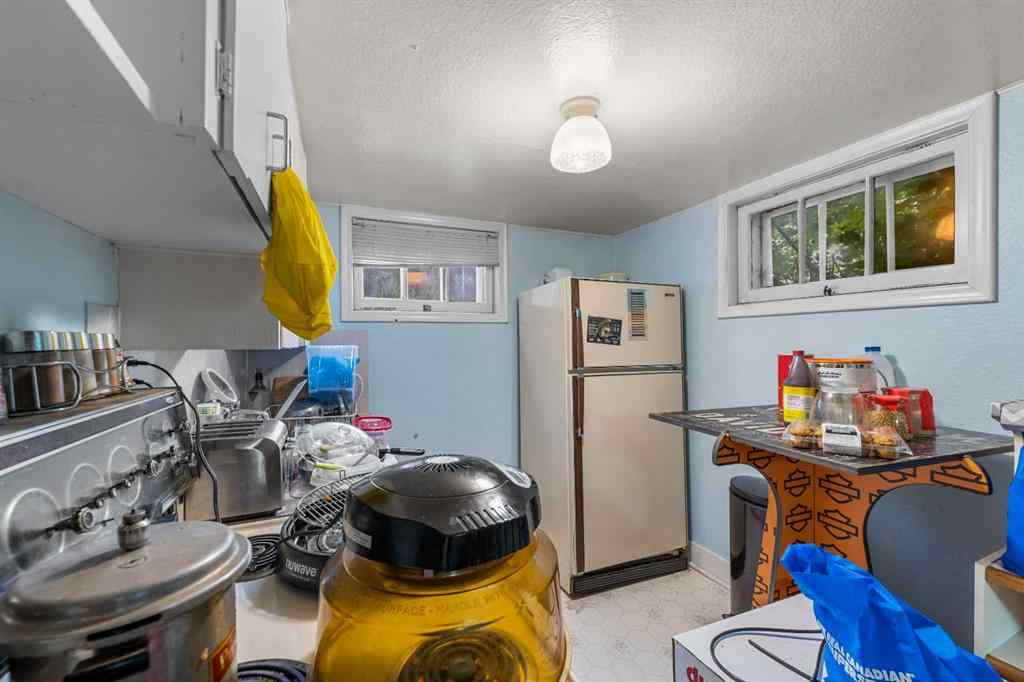 MLS® A2253818 - 427 35 Avenue NW in Highland Park Calgary, Residential