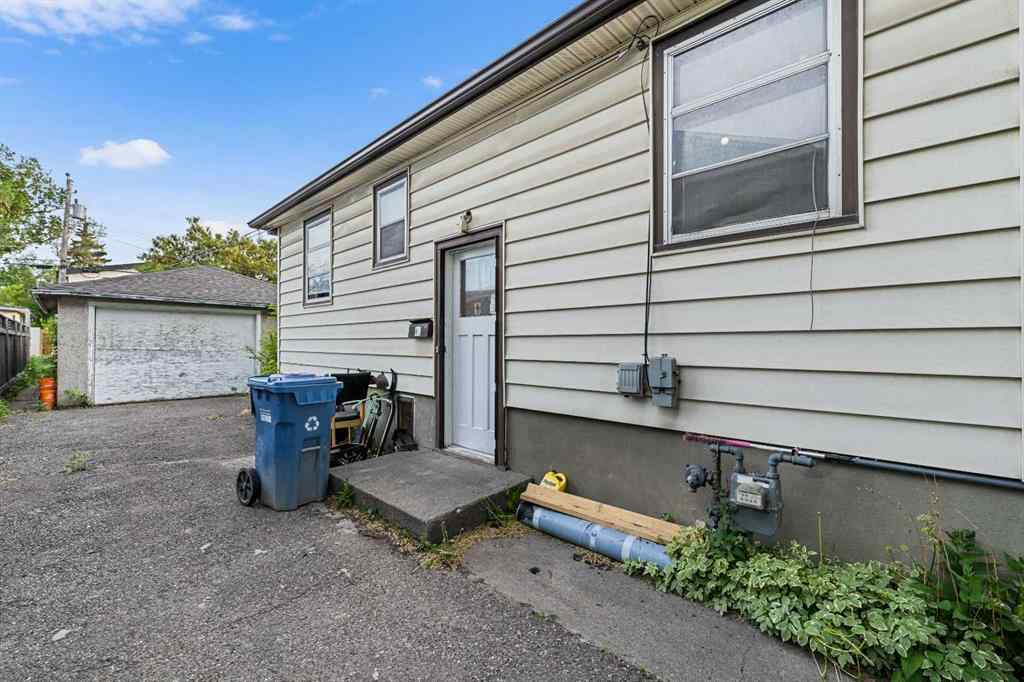 MLS® A2253818 - 427 35 Avenue NW in Highland Park Calgary, Residential