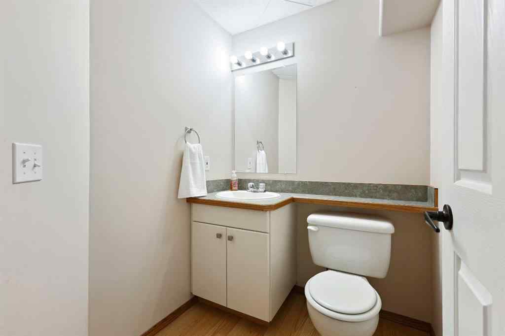 MLS® A2253826 - 4 Lloyd Crescent NE in NONE Langdon, Residential